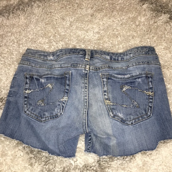 Jean shorts - Picture 2 of 4
